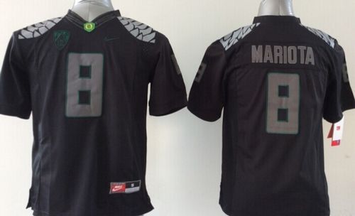 Ducks #8 Marcus Mariota Blackout Stitched Youth NCAA Jersey - Click Image to Close